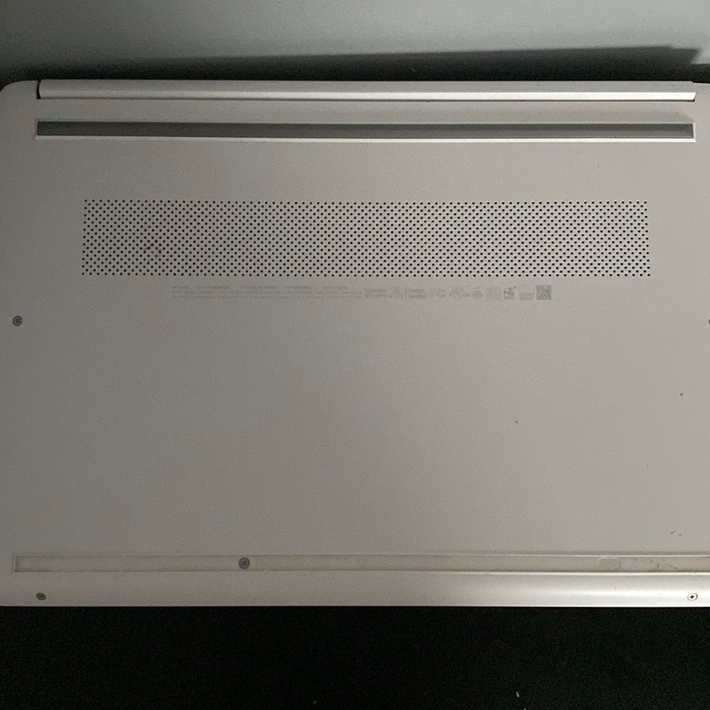 HP LAPTOP - Picture 3 of 3